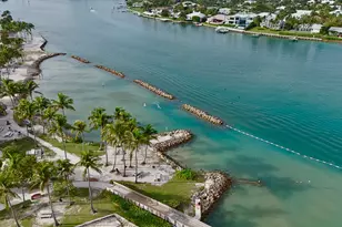 12864 S Shore Dr, Palm Beach Gardens, FL 33410 - Photo 29