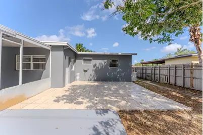 320 N 69th Way, Hollywood, FL 33024 - Photo 37