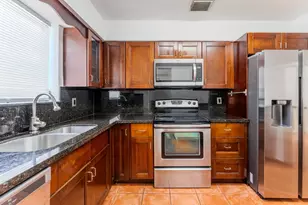 320 N 69th Way, Hollywood, FL 33024 - Photo 29