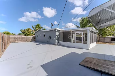 320 N 69th Way, Hollywood, FL 33024 - Photo 45