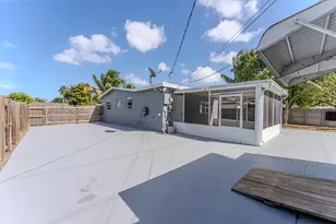 320 N 69th Way, Hollywood, FL 33024 - Photo 45