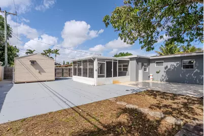 320 N 69th Way, Hollywood, FL 33024 - Photo 39