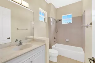 8035 NW 127th Ln, Parkland, FL 33076 - Photo 13