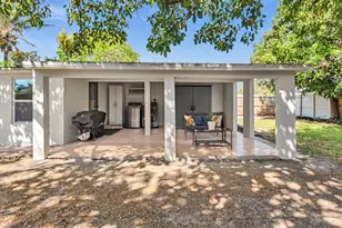 2192 Bonnie Dr, West Palm Beach, FL 33415 - Photo 49