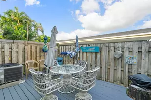 1968 NE 3rd St, Deerfield Beach, FL 33441 - Photo 27