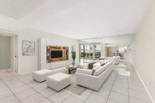 9220 SW 14th St, Boca Raton, FL 33428 - Photo 3