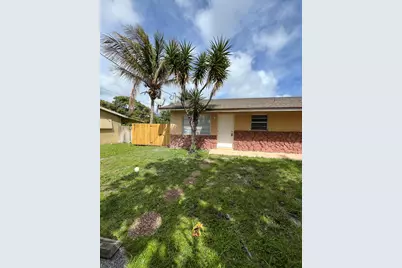 1045 Miami Boulevard, Delray Beach, FL 33483 - Photo 1