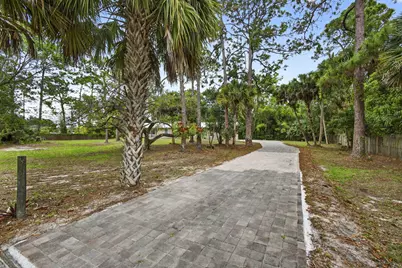 16932 Okeechobee Boulevard, The Acreage, FL 33470 - Photo 7