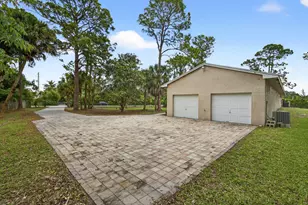 16932 Okeechobee Blvd, The Acreage, FL 33470 - Photo 9