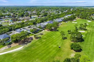 842 Carolina Cir SW, Vero Beach, FL 32962 - Photo 7