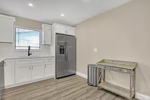 1210 Skylark Ln, Lantana, FL 33462 - Photo 15