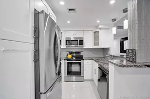 1350 River Reach Dr, Fort Lauderdale, FL 33315 - Photo 11