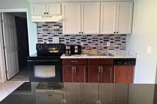 491 SW Curtis St, Port Saint Lucie, FL 34983 - Photo 3