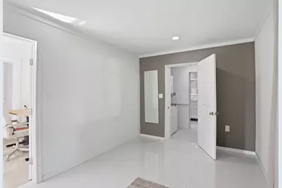 139 SW 21st Way, Fort Lauderdale, FL 33312 - Photo 7