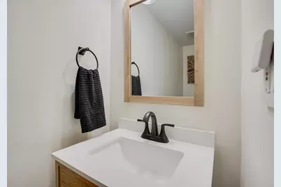 1111 E Las Olas Boulevard #410, Fort Lauderdale, FL 33301 - Photo 9