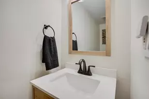 1111 E Las Olas Blvd, Fort Lauderdale, FL 33301 - Photo 9