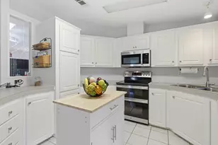 2808 Slice Ct, Port Saint Lucie, FL 34952 - Photo 11