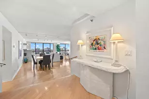 1900 Consulate Pl, West Palm Beach, FL 33401 - Photo 3