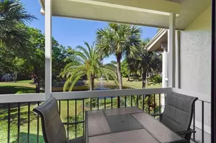 11863 Wimbledon Circle, Wellington, FL 33414 - Photo 11