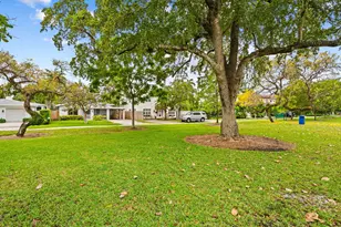 1004 SE 11th St, Fort Lauderdale, FL 33316 - Photo 9