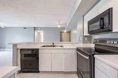 2600 S University Drive #124, Davie, FL 33328 - Photo 9