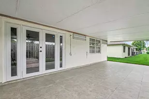 4917 Luqui Ct, West Palm Beach, FL 33415 - Photo 9