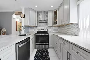 182 Piedmont D, Delray Beach, FL 33484 - Photo 3