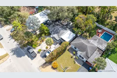 838 SW 11th Court, Fort Lauderdale, FL 33315 - Photo 13