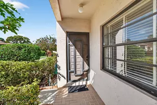 21452 Juego Cir, Boca Raton, FL 33433 - Photo 3