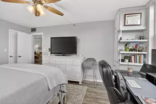 3001 W Rolling Hills Cir, Davie, FL 33328 - Photo 25