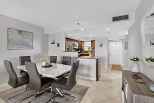 3001 W Rolling Hills Cir, Davie, FL 33328 - Photo 15