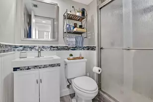 3001 W Rolling Hills Cir, Davie, FL 33328 - Photo 21