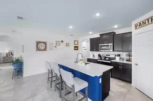 462 SW Kaabe Ave, Port Saint Lucie, FL 34953 - Photo 21