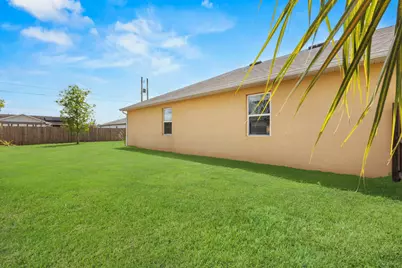 462 SW Kaabe Avenue, Port Saint Lucie, FL 34953 - Photo 41