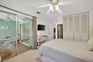 262 SE Monterey Ave, Stuart, FL 34996 - Photo 17