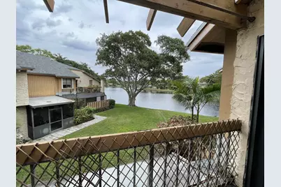 134 Wimbledon Lakes Drive, Plantation, FL 33324 - Photo 9