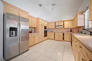 19340 SW 190th St, Miami, FL 33187 - Photo 17