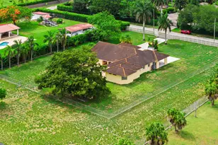 19340 SW 190th St, Miami, FL 33187 - Photo 41