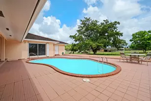 19340 SW 190th St, Miami, FL 33187 - Photo 35
