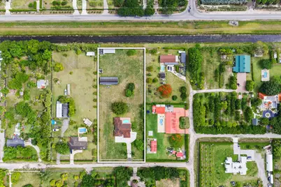 19340 SW 190th Street, Miami, FL 33187 - Photo 3