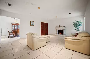 19340 SW 190th St, Miami, FL 33187 - Photo 11