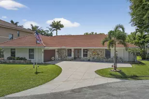 9 Kintyre Rd, Palm Beach Gardens, FL 33418 - Photo 69