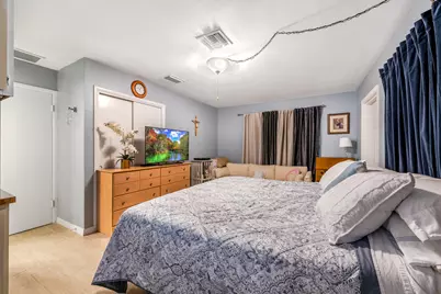 7111 Washington Avenue, Lake Worth, FL 33462 - Photo 19