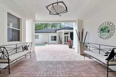 6015 Pinewood Avenue, Parkland, FL 33067 - Photo 5