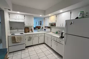 1301 NE Miami Gardens Dr, Miami, FL 33179 - Photo 7