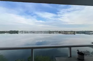 1301 NE Miami Gardens Dr, Miami, FL 33179 - Photo 1