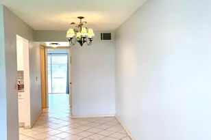 215 Canterbury J, West Palm Beach, FL 33417 - Photo 9