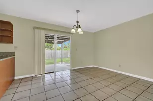 151 NE 26th Ave, Boynton Beach, FL 33435 - Photo 9