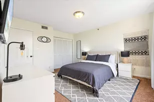 7564 Regency Lake Dr, Boca Raton, FL 33433 - Photo 5