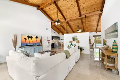 21521 E Hollandaire Dr Drive E, Boca Raton, FL 33433 - Photo 3